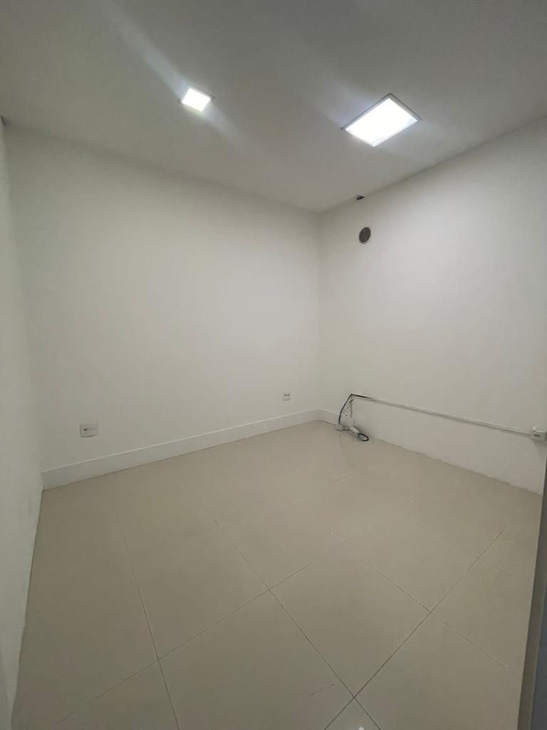 Salas Comerciais Ed. Maria Valentina